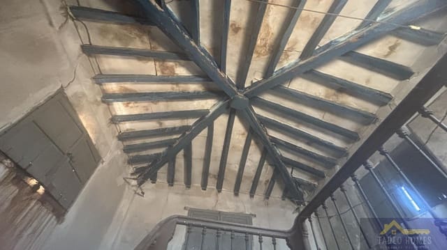 Casa de 6 habitaciones en Jumilla en venta con garaje - 249.950 € (Ref: 9683852)