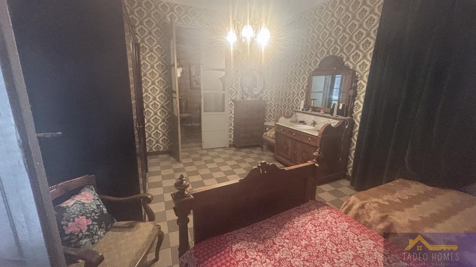 6 bedroom Townhouse for sale in Jumilla with garage - € 249,950 (Ref: 9683852)