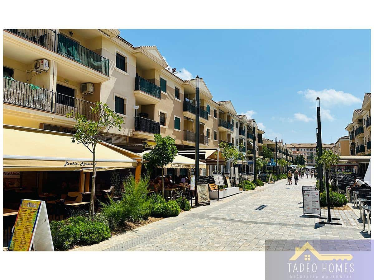 2 sypialnia Dom na sprzedaż w Los Alcazares z basenem - 179 950 € (Ref: 9683854)