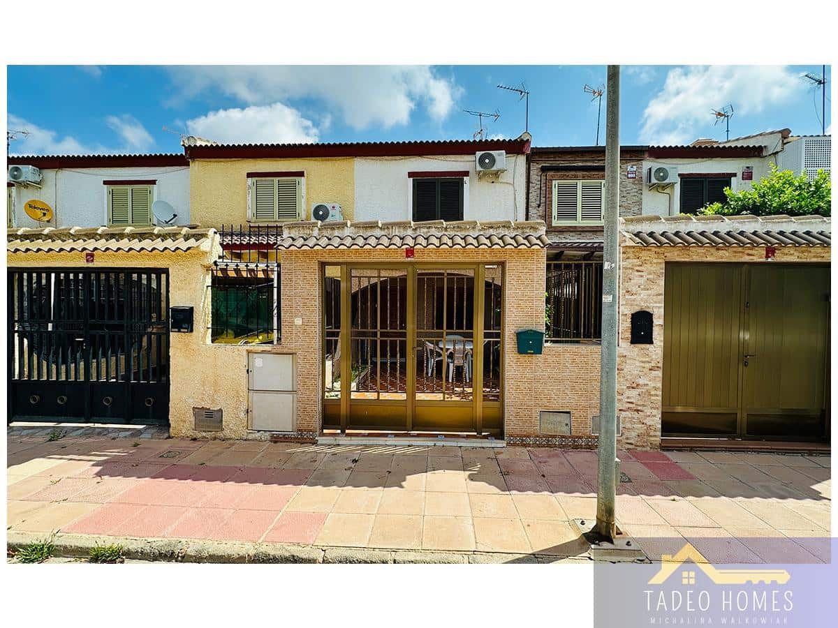 2 sypialnia Dom na sprzedaż w Los Alcazares z basenem - 179 950 € (Ref: 9683854)