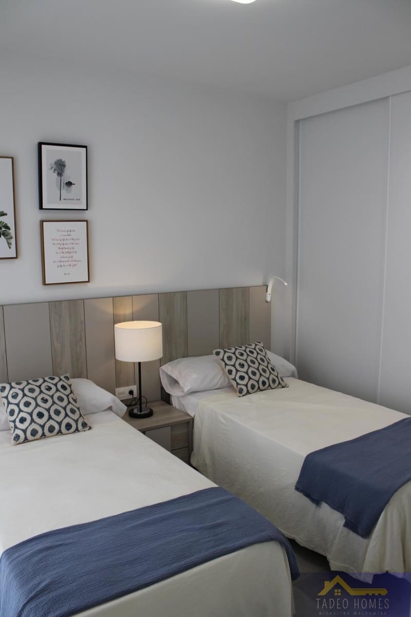 2 Zimmer Villa zu verkaufen in Roldan mit Pool - 311.900 € (Ref: 9804745)