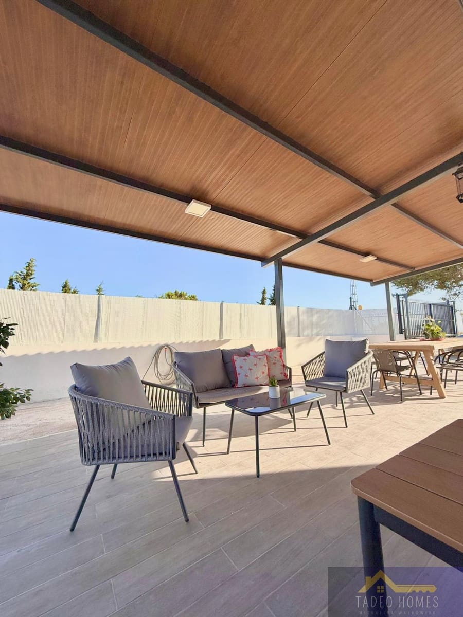 4 soveværelse Finca/Landehus til salg i Valle del Sol med garage - € 450.000 (Ref: 9804759)