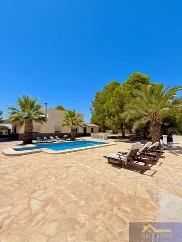 4 soveværelse Finca/Landehus til salg i Valle del Sol, Murcia by med garage - € 450.000 (Ref: 9804759)