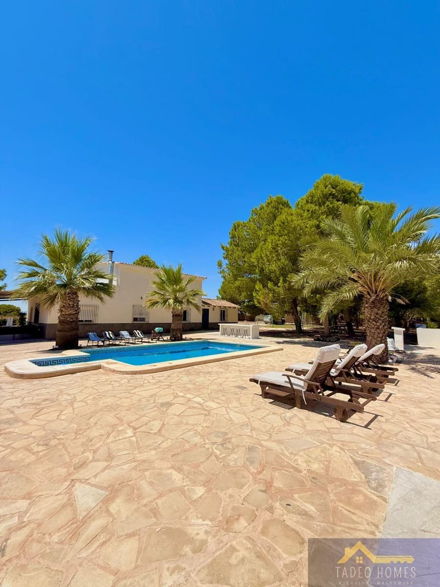 4 soveværelse Finca/Landehus til salg i Valle del Sol med garage - € 450.000 (Ref: 9855900)