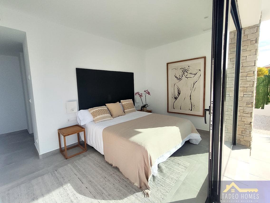 3 bedroom Villa for sale in Calasparra with pool garage - € 355,000 (Ref: 9855909)