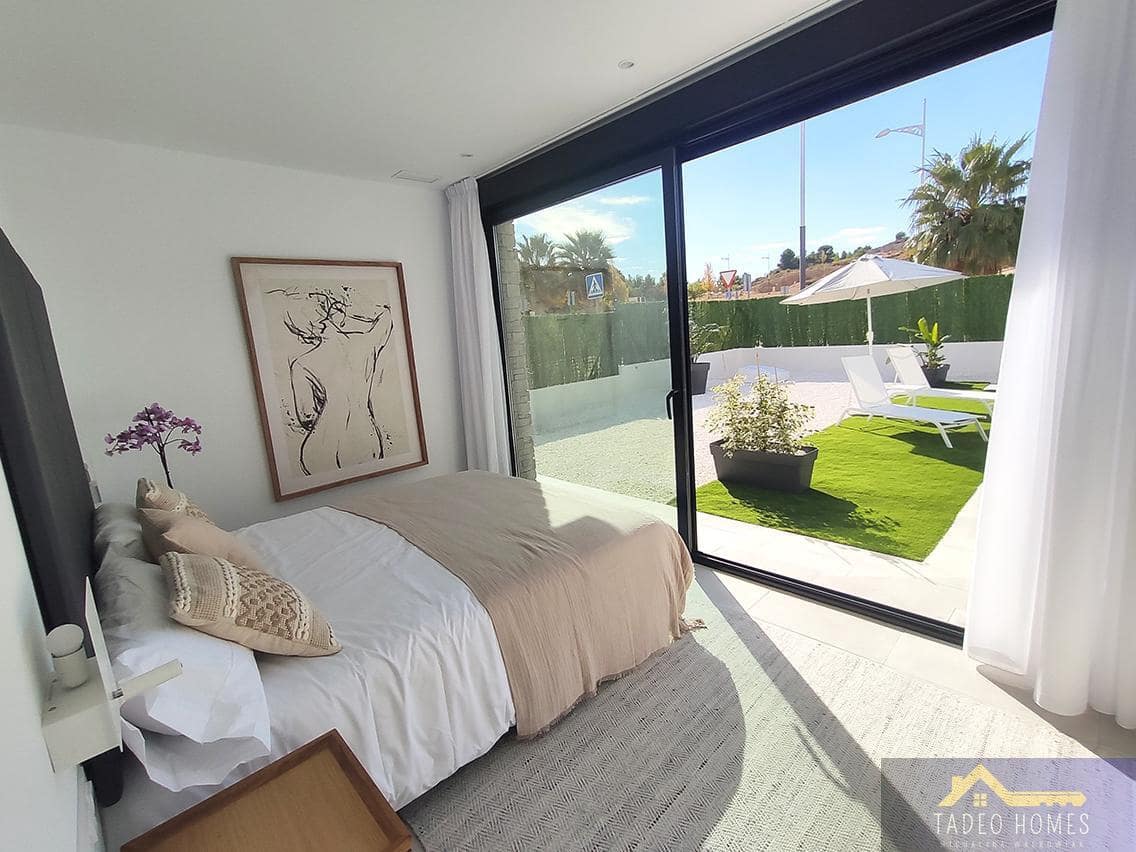 3 bedroom Villa for sale in Calasparra with pool garage - € 355,000 (Ref: 9855909)