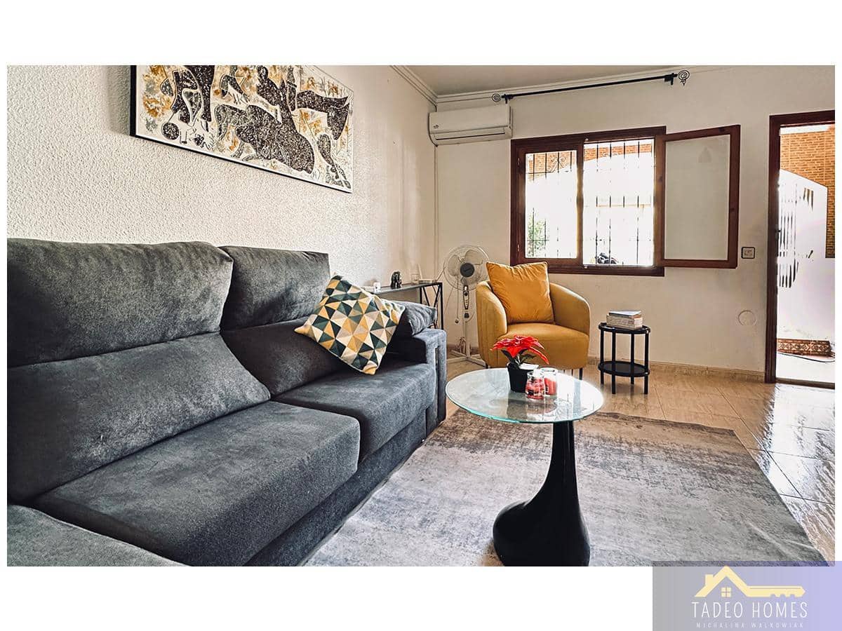 2 sovrum Hus till salu i Los Alcazares med pool - 179 950 € (Ref: 9855918)