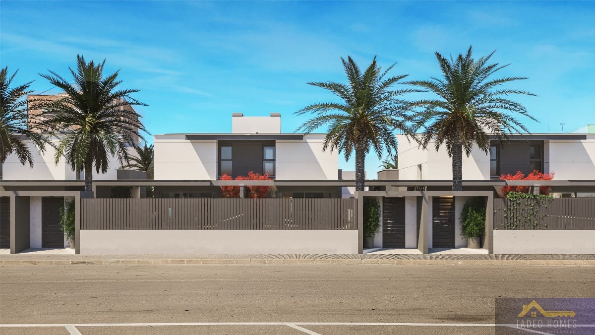 3 slaapkamer Villa te koop in Los Nietos met zwembad garage - € 374.900 (Ref: 9913437)