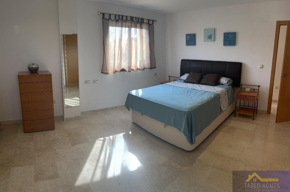 Apartamento de 3 habitaciones en Gea y Truyols en venta con piscina garaje - 160.000 € (Ref: 9979136)