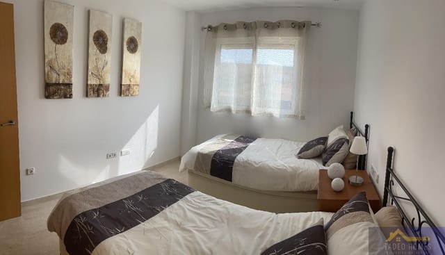 Apartamento de 3 habitaciones en Gea y Truyols, Murcia ciudad en venta con piscina garaje - 160.000 € (Ref: 9979136)