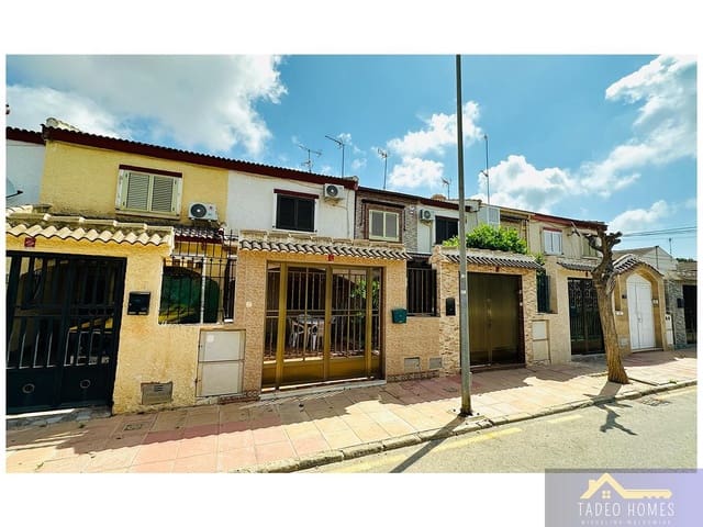 Casa de 2 habitaciones en Centro, Los Alcázares en venta con piscina - 179.950 € (Ref: 9979151)