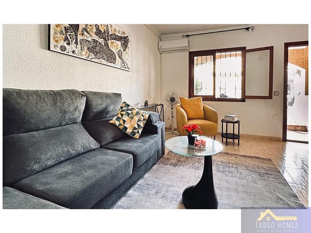 Casa de 2 habitaciones en Centro, Los Alcázares en venta con piscina - 179.950 € (Ref: 9979151)