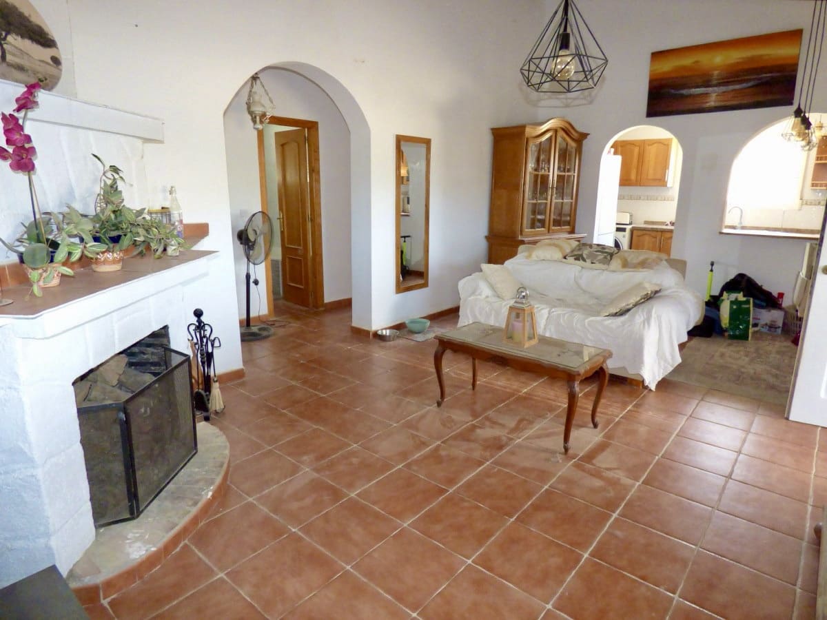 3 bedroom Villa for sale in Relleu with garage - € 249,500 (Ref: 10130549)