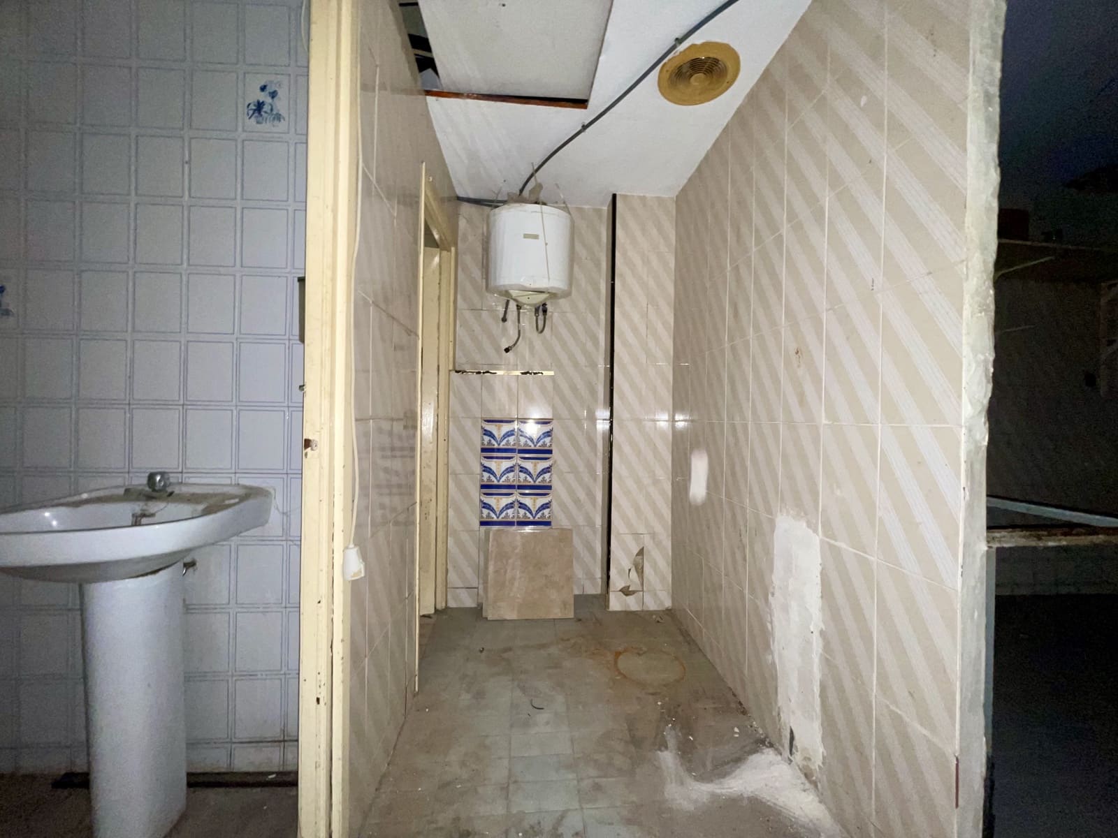 1 bedroom Commercial for sale in La Villajoyosa / Vila Joiosa - € 128,000 (Ref: 10160053)