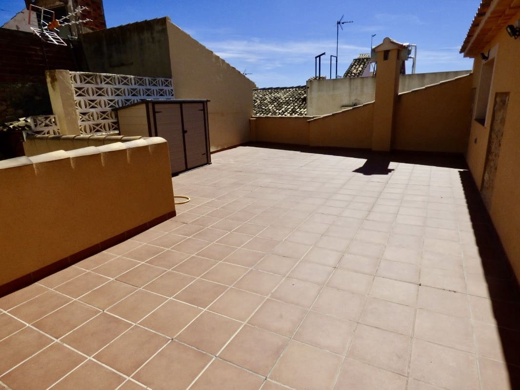 8 soveværelse Byhus til salg i Sella med swimmingpool - € 470.000 (Ref: 7864772)