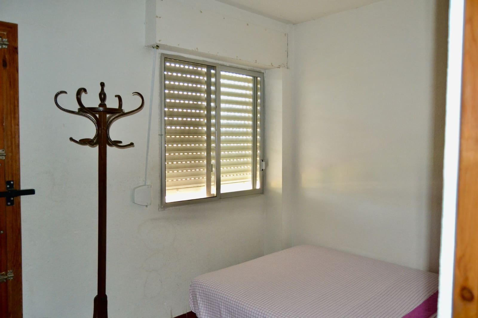 6 bedroom Villa for sale in La Villajoyosa / Vila Joiosa with pool garage - € 350,000 (Ref: 7864851)