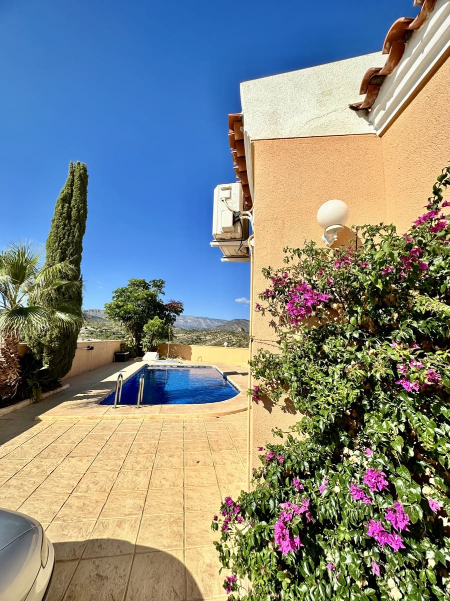 3 soveværelse Villa til salg i La Villajoyosa / Vila Joiosa med swimmingpool garage - € 695.000 (Ref: 8494448)