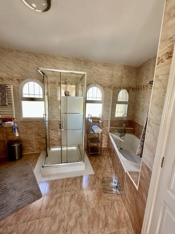 3 soverom Villa til salgs i Poble Nou - Montiboli, La Villajoyosa / Vila Joiosa med svømmebasseng garasje - € 695 000 (Ref: 8494448)