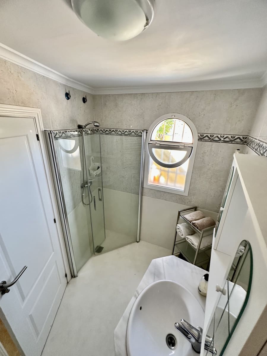 3 soveværelse Villa til salg i La Villajoyosa / Vila Joiosa med swimmingpool garage - € 695.000 (Ref: 8494448)