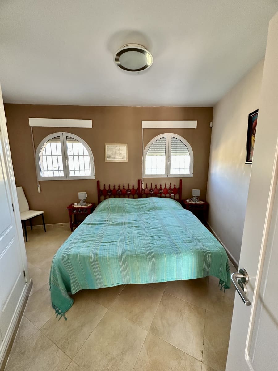 3 soveværelse Villa til salg i La Villajoyosa / Vila Joiosa med swimmingpool garage - € 695.000 (Ref: 8494448)