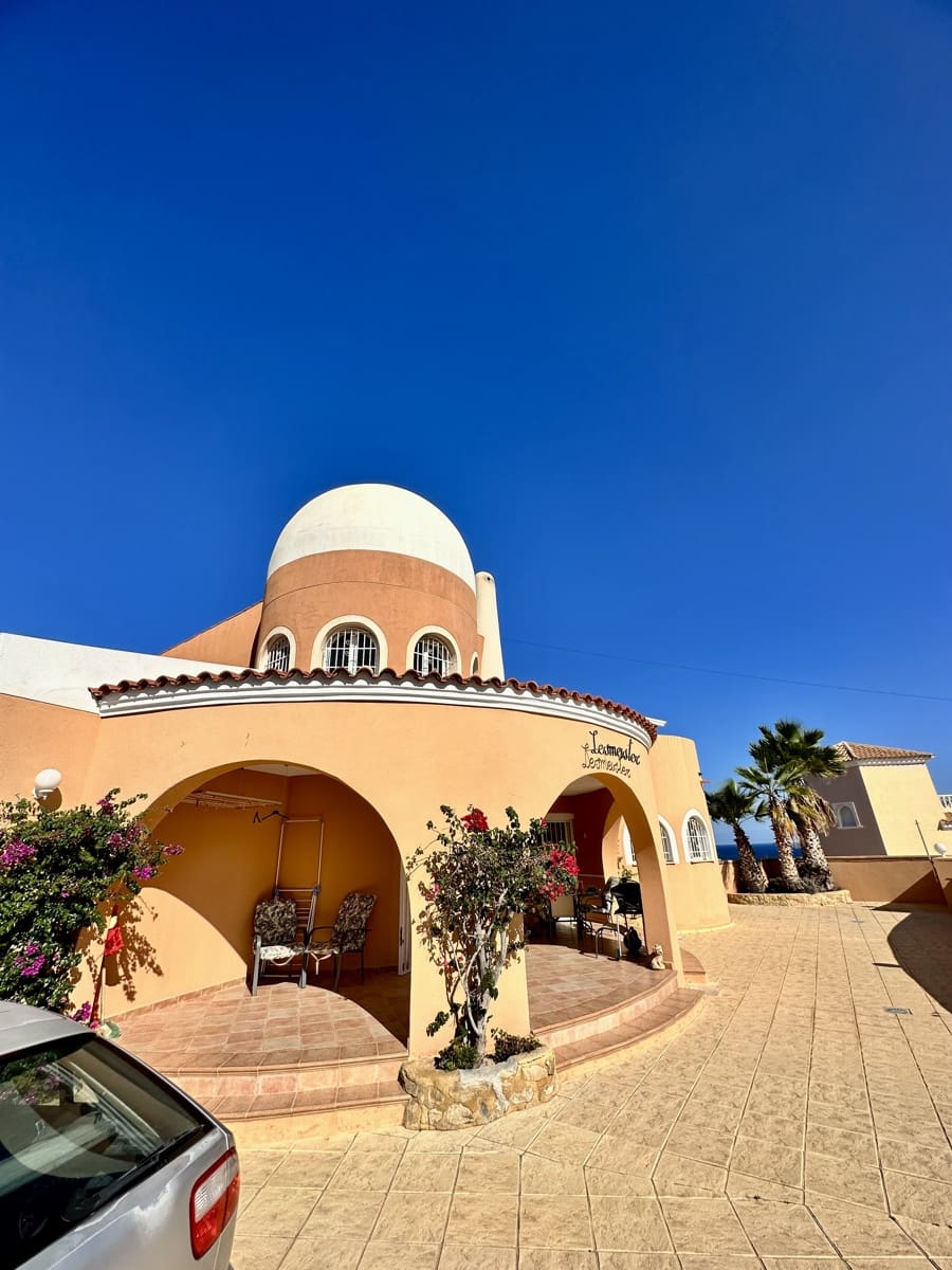 3 soveværelse Villa til salg i La Villajoyosa / Vila Joiosa med swimmingpool garage - € 695.000 (Ref: 8494448)