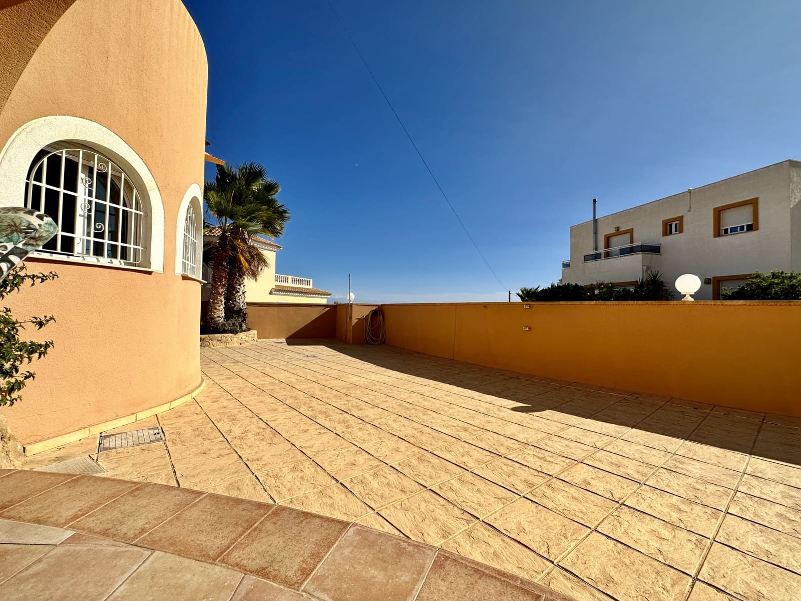 3 soveværelse Villa til salg i La Villajoyosa / Vila Joiosa med swimmingpool garage - € 695.000 (Ref: 8494448)