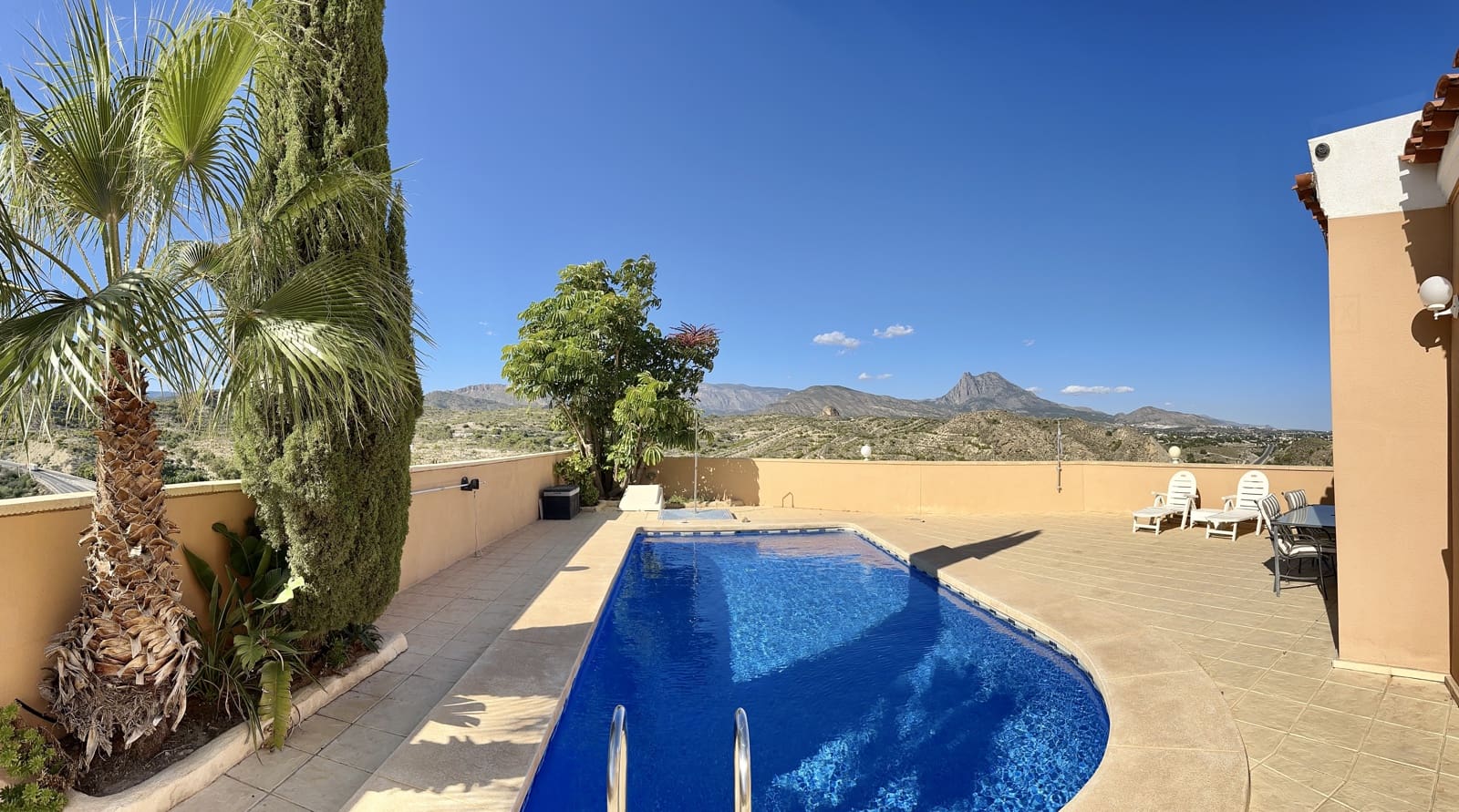 3 soveværelse Villa til salg i La Villajoyosa / Vila Joiosa med swimmingpool garage - € 695.000 (Ref: 8494448)
