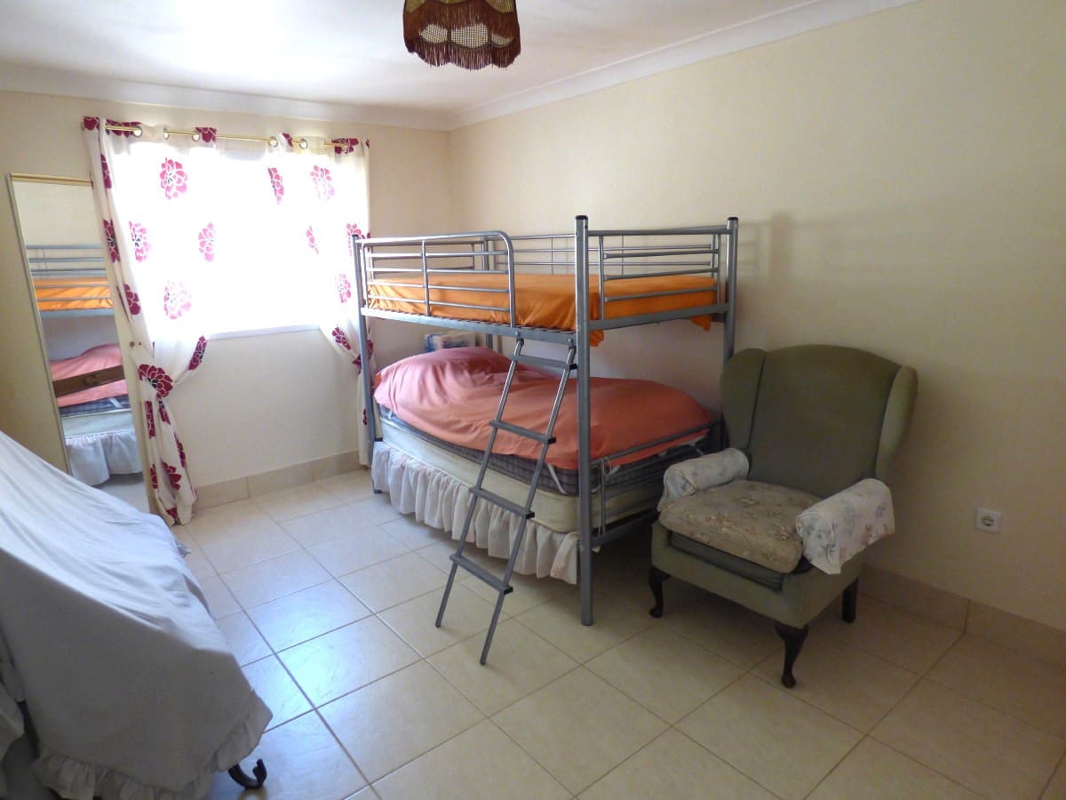 5 quarto Moradia para venda em Orxeta com piscina garagem - 399 000 € (Ref: 8934615)