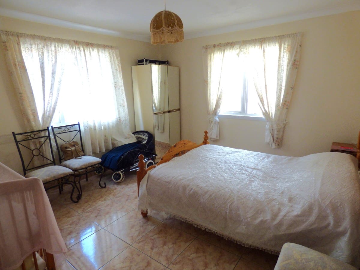 5 quarto Moradia para venda em Orxeta com piscina garagem - 399 000 € (Ref: 8934615)