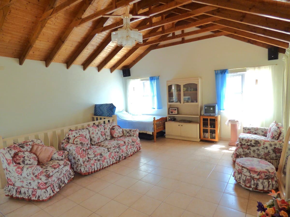 5 quarto Moradia para venda em Orxeta com piscina garagem - 399 000 € (Ref: 8934615)