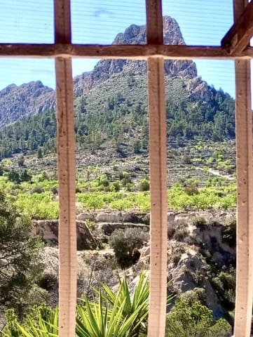 3 bedroom Finca/Country House for sale in Relleu with garage - € 185,000 (Ref: 9058222)