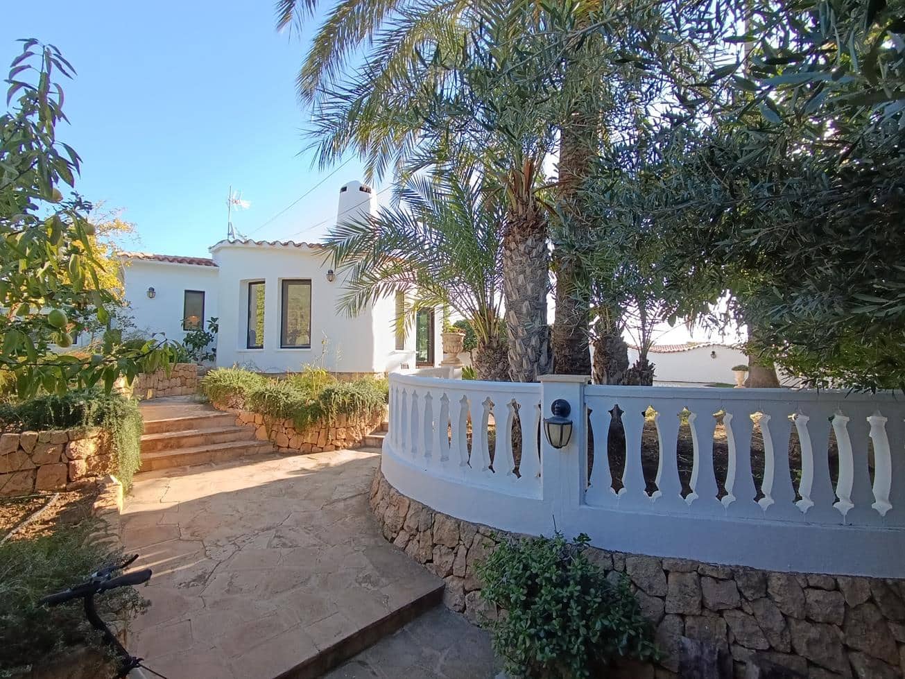 3 sypialnia Willa na sprzedaż w La Nucia z basenem garażem - 575 000 € (Ref: 9072939)