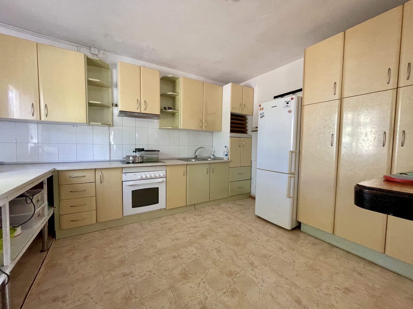 3 soveværelse Finca/Landehus til salg i Relleu med garage - € 180.000 (Ref: 9200104)