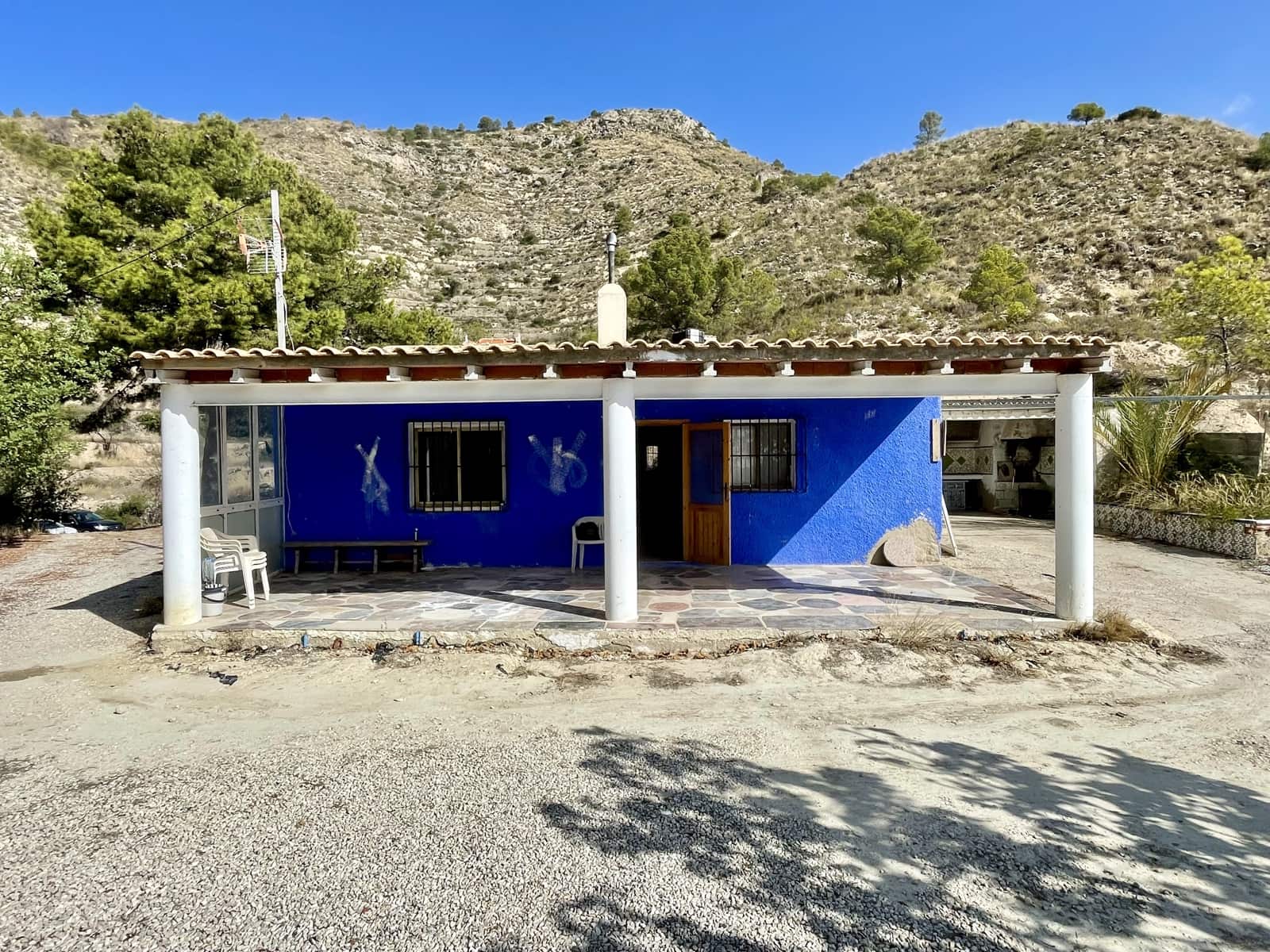 3 soveværelse Finca/Landehus til salg i Relleu med garage - € 180.000 (Ref: 9200104)