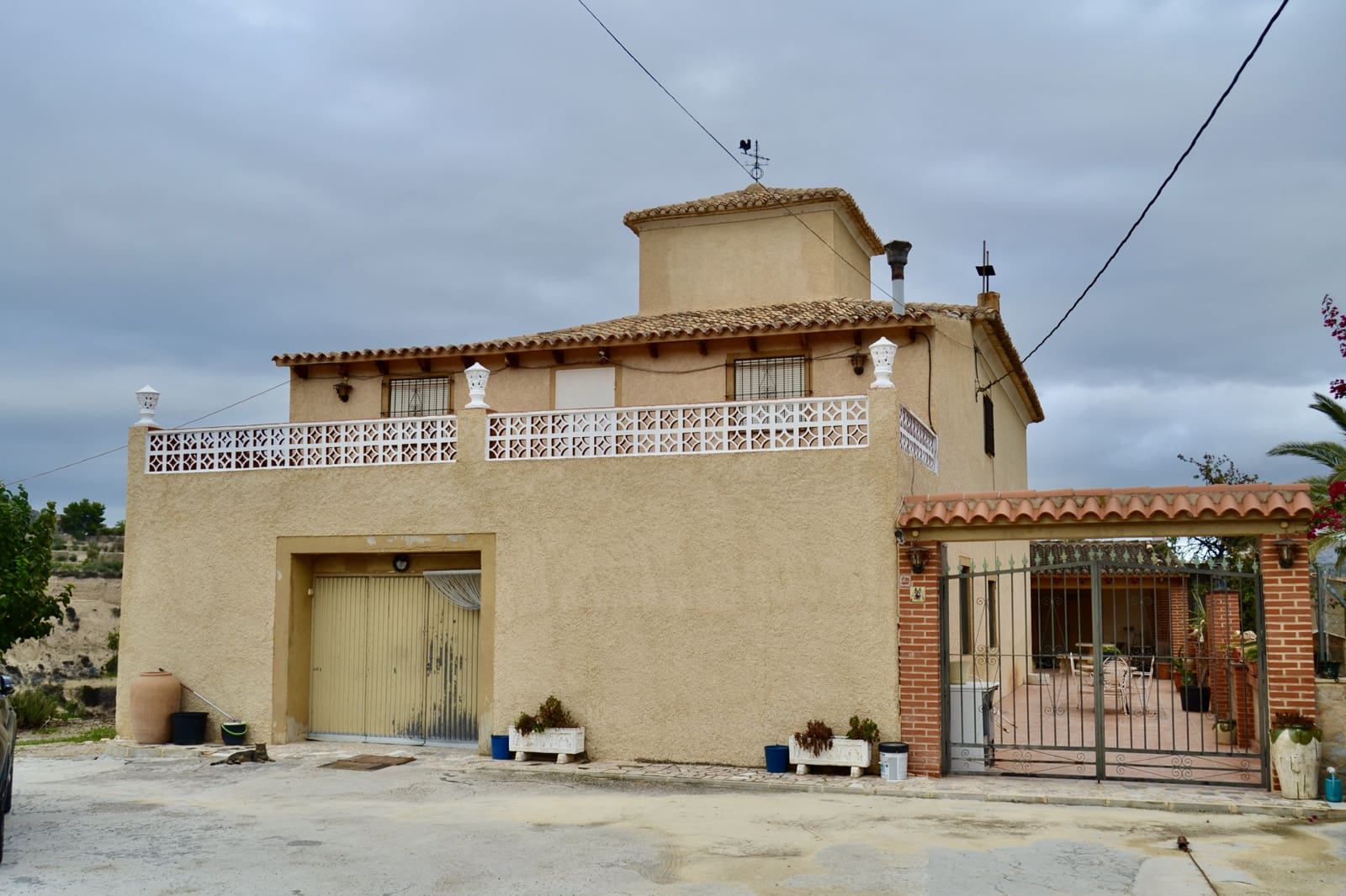 Finca/Casa Rural de 8 habitaciones en Relleu en venta con garaje - 567.000 € (Ref: 9301732)