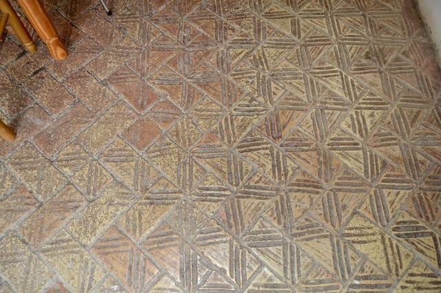 8 makuuhuone Maalaistalo myytävänä paikassa Relleu mukana 
autotalli - 567 000 € (Ref: 9301732)