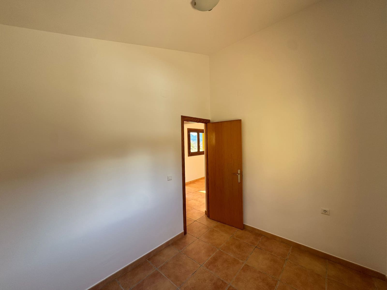 2 slaapkamer Finca/Landhuis te koop in Relleu met garage - € 135.000 (Ref: 9500756)