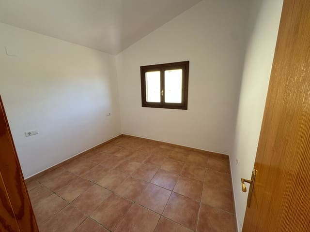 2 slaapkamer Finca/Landhuis te koop in Relleu met garage - € 135.000 (Ref: 9500756)