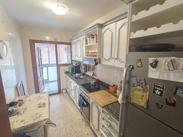 4 Zimmer Wohnung zu verkaufen in Centro Urbano, La Villajoyosa / Vila Joiosa - 250.000 € (Ref: 9802718)