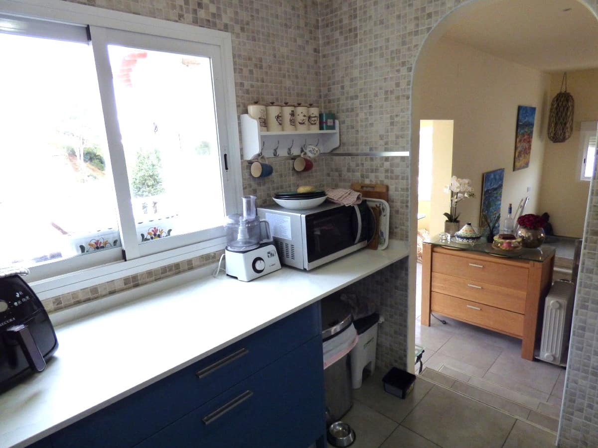 3 soveværelse Villa til salg i Orxeta med swimmingpool garage - € 290.000 (Ref: 9805222)