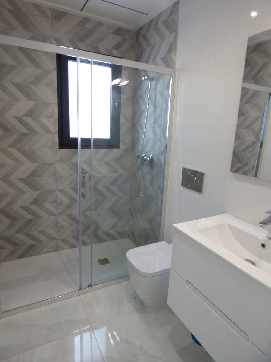 3 sypialnia Willa na sprzedaż w Polop z basenem garażem - 489 000 € (Ref: 9828063)