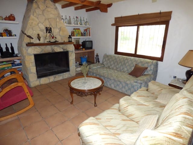 3 soveværelse Finca/Landehus til salg i La Torre de les Maçanes, Torremanzanas med garage - € 144.500 (Ref: 9841912)