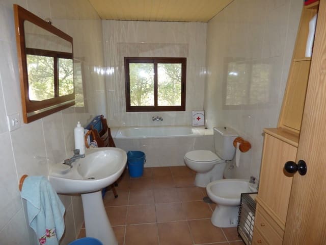 3 soveværelse Finca/Landehus til salg i La Torre de les Maçanes, Torremanzanas med garage - € 144.500 (Ref: 9841912)