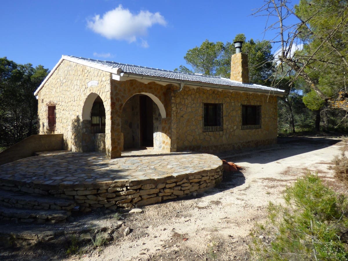 3 bedroom Finca/Country House for sale in La Torre de les Macanes with garage - € 144,500 (Ref: 9841912)