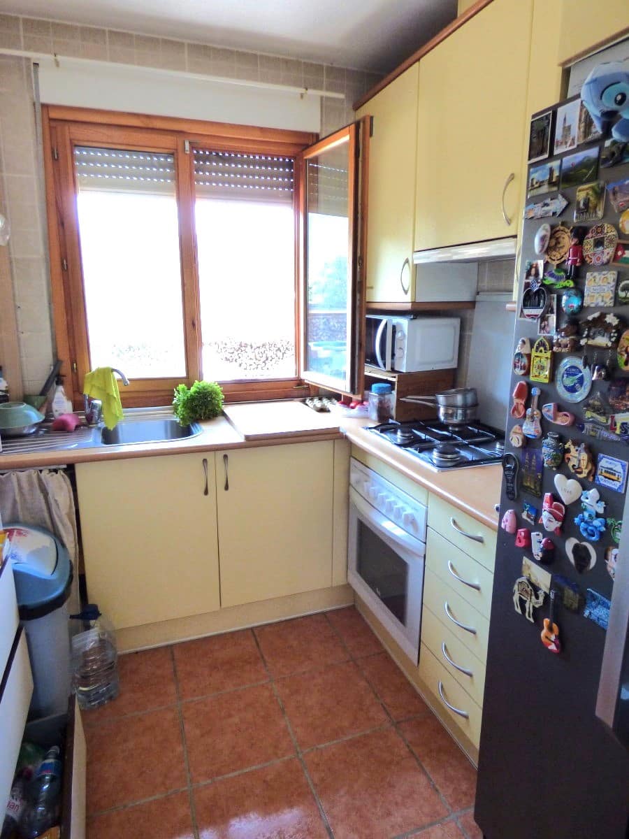 3 soverom Villa til salgs i Relleu med svømmebasseng garasje - € 350 000 (Ref: 9891364)
