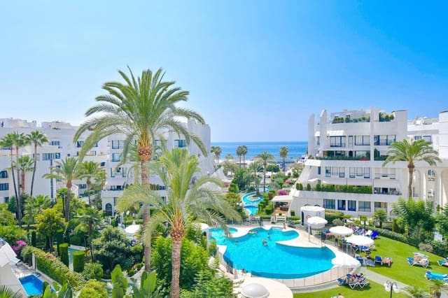 2 quarto Apartamento de Praia para arrendar em Marbella com piscina garagem - 3 000 € (Ref: 10012529)