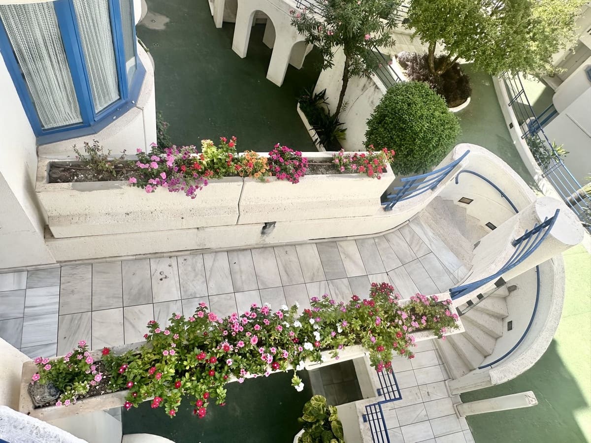 2 quarto Apartamento de Praia para arrendar em Marbella com piscina garagem - 3 000 € (Ref: 10012529)