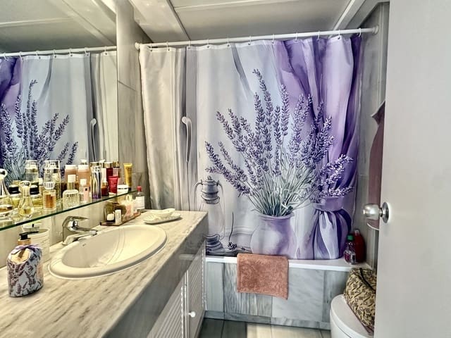 2 quarto Apartamento de Praia para arrendar em Marbella com piscina garagem - 3 000 € (Ref: 10012529)