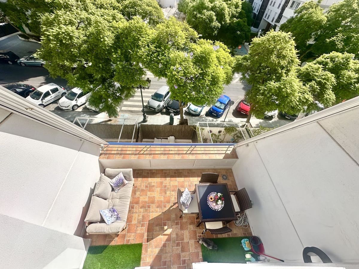 2 quarto Apartamento de Praia para arrendar em Marbella com piscina garagem - 3 000 € (Ref: 10012529)