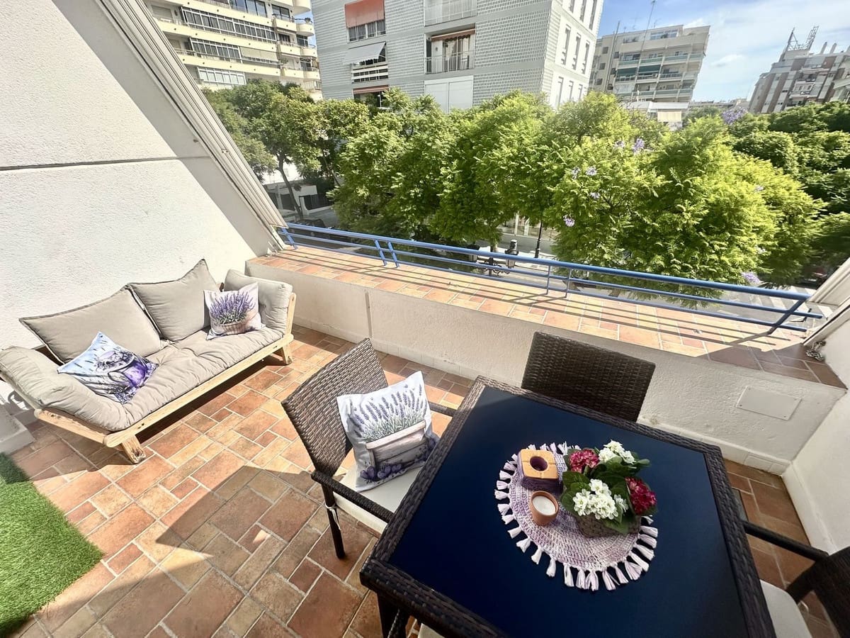 2 quarto Apartamento de Praia para arrendar em Marbella com piscina garagem - 3 000 € (Ref: 10012529)